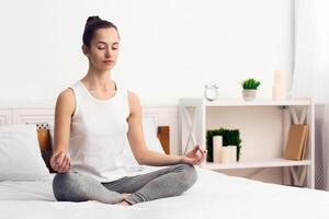 Morning Bed Meditation for a Positive Start